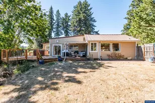 1054 N River Dr, Sweet Home, OR 97386 - Photo 44