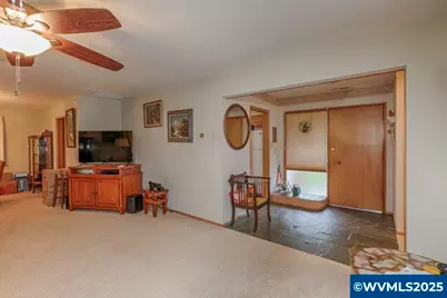 700 NW 18th Pl, McMinnville, OR 97128 - Photo 14