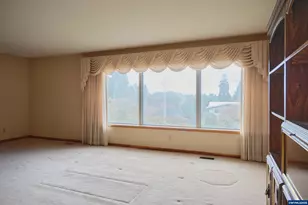 1992 Summit Ave NW, Salem, OR 97304 - Photo 6