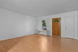 565 18th SE St, Salem, OR 97301 - Photo 4