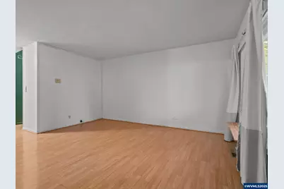 565 18th St SE, Salem, OR 97301 - Photo 6