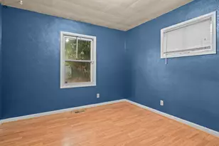 565 18th SE St, Salem, OR 97301 - Photo 14