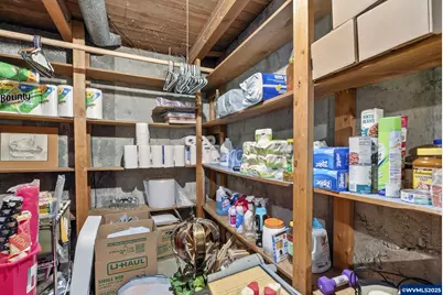 17821 SE Morrison Ct, Gresham, OR 97233 - Photo 28