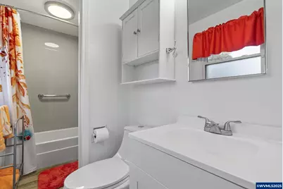 17821 SE Morrison Ct, Gresham, OR 97233 - Photo 18