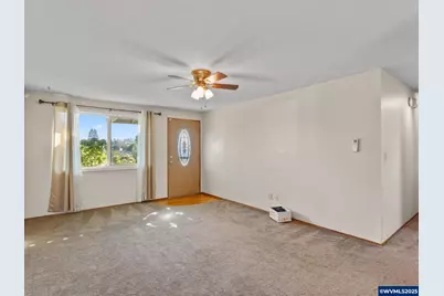 1075 Princeton Rd, Woodburn, OR 97071 - Photo 10