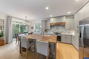 30486 SW Ruth St, Wilsonville, OR 97070 - Photo 16