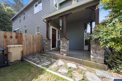 30486 SW Ruth St, Wilsonville, OR 97070 - Photo 4