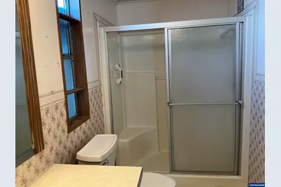 5422 Portland #53 Rd NE, Salem, OR 97305 - Photo 18