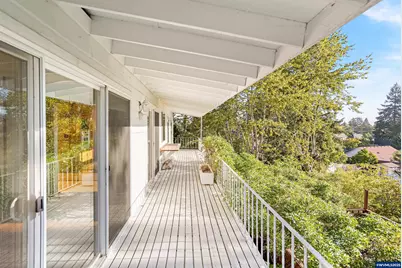 842 Kingwood Dr NW, Salem, OR 97304 - Photo 32