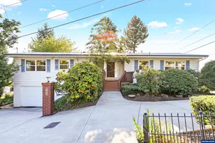 842 Kingwood Dr NW, Salem, OR 97304 - Photo 2