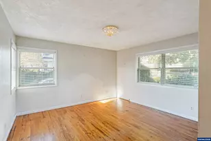 842 Kingwood Dr NW, Salem, OR 97304 - Photo 20