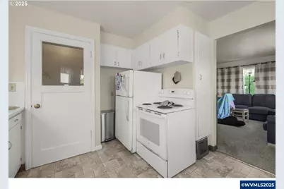 4370 Eagle Crest Rd NW, Salem, OR 97304 - Photo 16