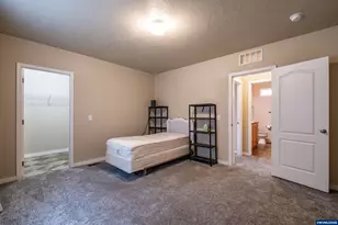 15984 N Santiam Hwy SE, Stayton, OR 97383 - Photo 26