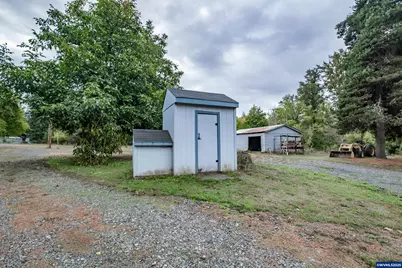 15984 North Santiam Hwy SE, Stayton, OR 97383 - Photo 38