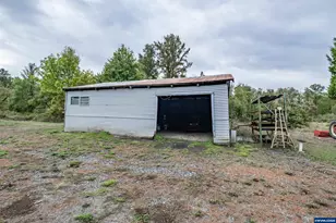 15984 N Santiam Hwy SE, Stayton, OR 97383 - Photo 36