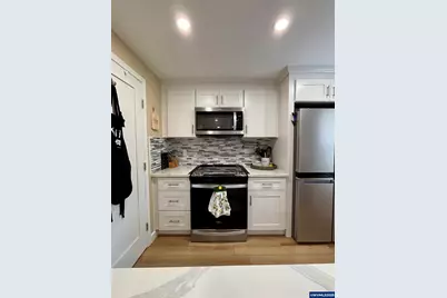 6353 Fairway Av SE, Salem, OR 97306 - Photo 12