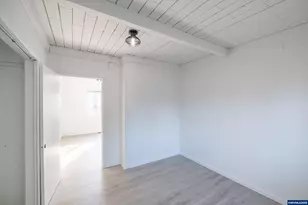 1385 Waller St SE, Salem, OR 97302 - Photo 24