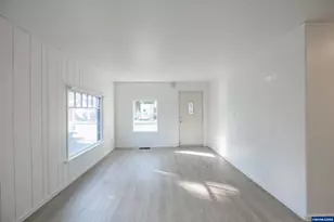 1385 Waller St SE, Salem, OR 97302 - Photo 6