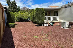 2120 Robins Ln SE, Salem, OR 97306 - Photo 32