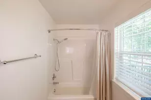 122 Weldwood Dr, Lebanon, OR 97355 - Photo 38