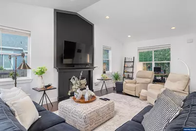 2264 Equestrian Lp S, Salem, OR 97302 - Photo 4