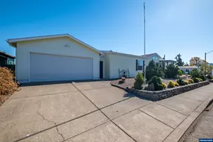 610 Vaughan #63 Ln, Lebanon, OR 97355 - Photo 2