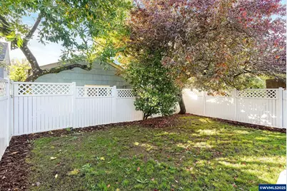 255 Owens St S, Salem, OR 97302 - Photo 28