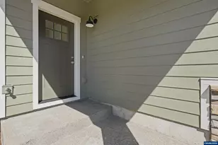 235 SE Jensen Av, Corvallis, OR 97333 - Photo 2