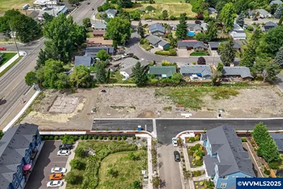 235 SE Jensen Av, Corvallis, OR 97333 - Photo 28