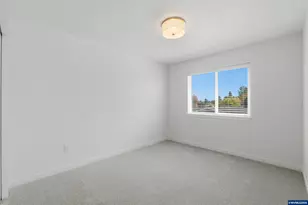 245 SE Jensen Av, Corvallis, OR 97333 - Photo 8