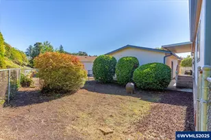 2120 Robins Ln SE, Salem, OR 97306 - Photo 36