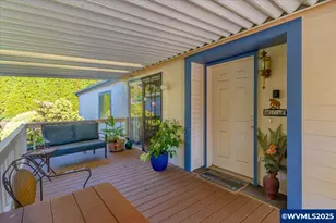 2120 Robins Ln SE, Salem, OR 97306 - Photo 6