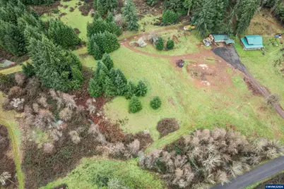 3805 Briar Knob Lp NE, Scotts Mills, OR 97375 - Photo 46