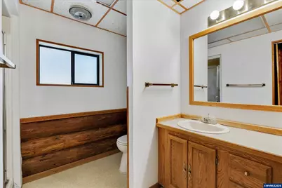 3805 Briar Knob Lp NE, Scotts Mills, OR 97375 - Photo 20