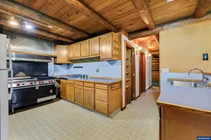 3805 Briar Knob Lp NE, Scotts Mills, OR 97375 - Photo 12