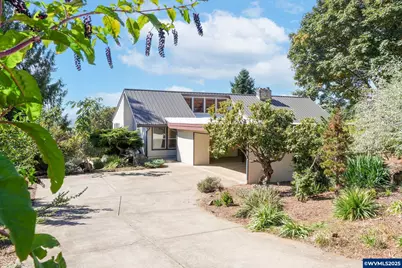 1150 Linnwood Dr NE, Albany, OR 97322 - Photo 1