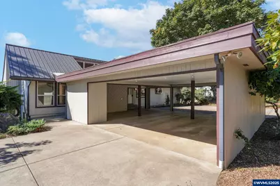 1150 Linnwood Dr NE, Albany, OR 97322 - Photo 4