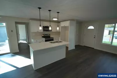 2419 Ermine St SE, Albany, OR 97322 - Photo 4