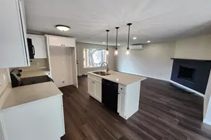 2419 Ermine St SE, Albany, OR 97322 - Photo 8