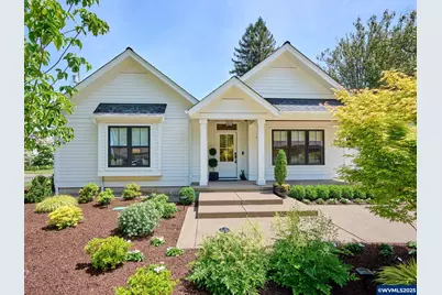 201 Jerome Av, Silverton, OR 97381 - Photo 2