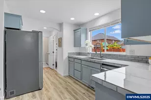 1691 Bobcat Ave SW, Albany, OR 97321 - Photo 12