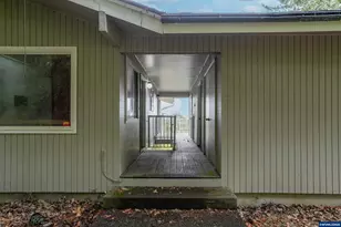 7885 NW Ridgewood Dr, Corvallis, OR 97330 - Photo 34