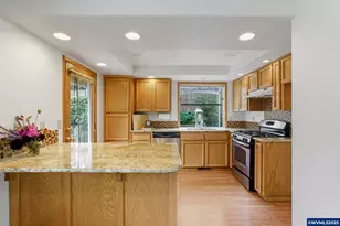 2236 15th Ave NW, Salem, OR 97304 - Photo 4