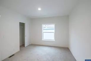 3223 Comber Ct NE, Salem, OR 97305 - Photo 18