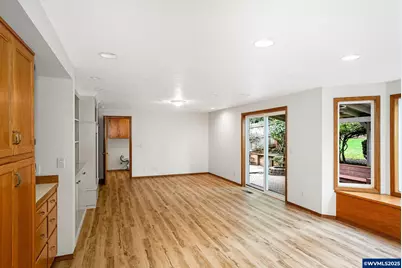 5561 Springwood Av SE, Salem, OR 97306 - Photo 18