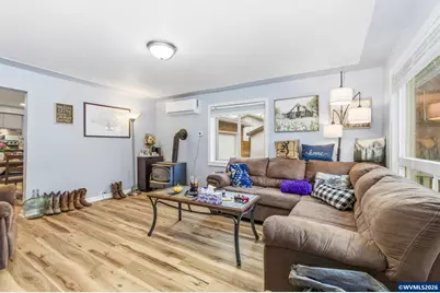 456 N Log Cabin St, Independence, OR 97351 - Photo 6