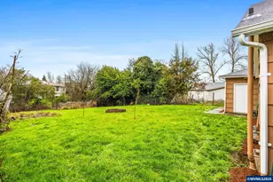 456 N Log Cabin St, Independence, OR 97351 - Photo 24