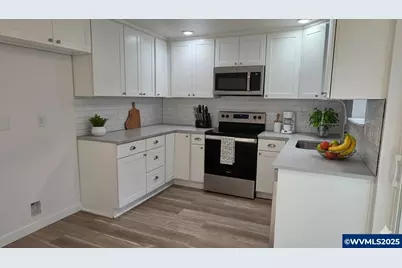 4792 Lancaster Unit 124 Dr NE, Salem, OR 97305 - Photo 4