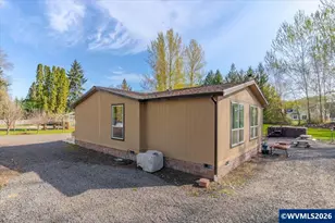 37734 River Dr, Lebanon, OR 97355 - Photo 38