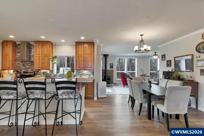 37734 River Dr, Lebanon, OR 97355 - Photo 8